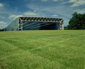 Norman Foster, Foster + Partners, Sainsbury Centre for the Visual Arts, Lanning Roper, Norwich, Norfolk, England