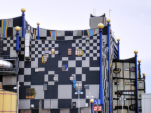 Friedensreich Hundertwasser, Fernwärme Wien, Spittelau, Vienna, Austria