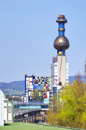 Friedensreich Hundertwasser, Fernwärme Wien, Spittelau, Vienna, Austria