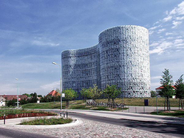 Herzog & de Meuron, IKMZ Informations Kommunikations und Medienzentrum, Brandenburg University of Technology, Cottbus, Germany