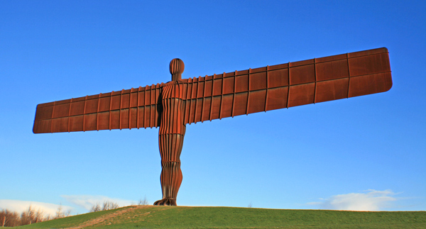 Antony Gormley, Angel of the North, Gateshead, Newcastle-upon-Tyne, England, Ove Arup, John Thornton