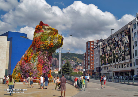 Jeff Koons Puppy Guggenheim Bilbao