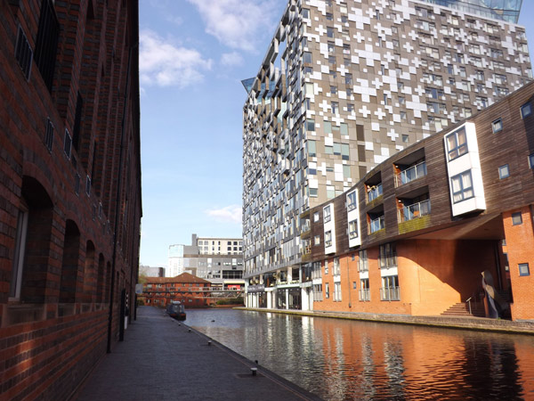 The Cube, Make Architects, Ken Shutlleworth, Birmingham, United Kingdom