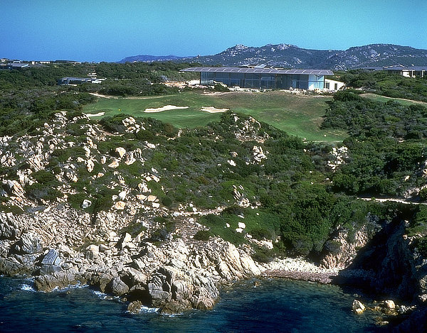 Norman Foster, House in Corsica, Bonifacio, Sperone, Jean Bousquet, Ove Arup, France