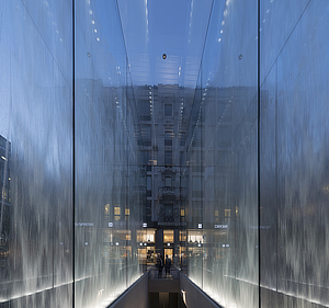 Apple Store, Piazza Liberty, Milano, Milan, Foster + Partners, Jonathan Ive, Angela Ahrendts