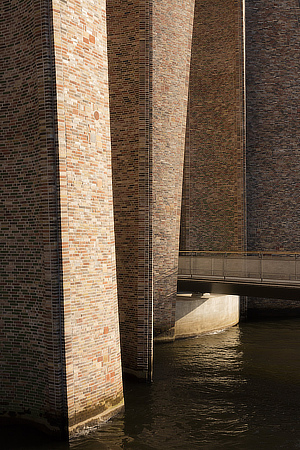 Fjordenhus, Olafur Eliasson, Sebastian Behmann, Studio Olafur Eliasson, Vejle, Denmark, Kirk Kapital