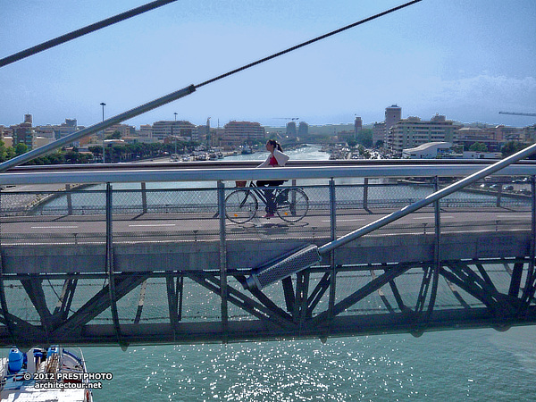 Walter Pichler, Ponte del Mare, Pescara, Abruzzo, Italy, Mario De Miranda, Chris Dondorp