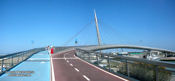 Walter Pichler, Ponte del Mare, Pescara, Abruzzo, Italy, Mario De Miranda, Chris Dondorp