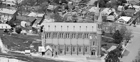 Reed, Barnes and Tappin Sacred Heart Cathedral Bendigo Australia